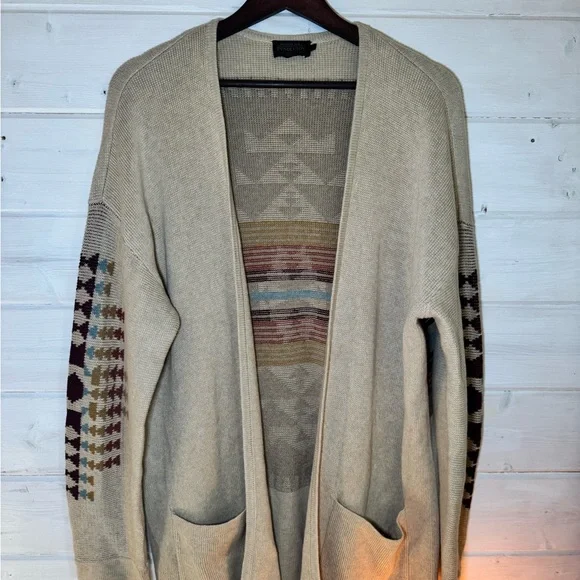 Pendleton Tan Southwestern Pattern Cardigan - Picture 8 of 9